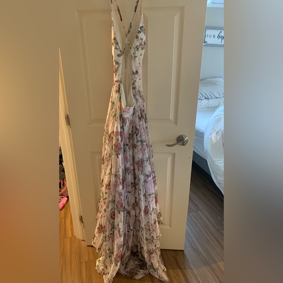 Prom dress / formal dress - Picture 3 of 8